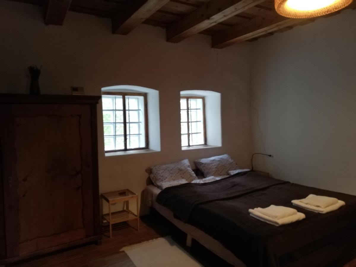 Karadi-Berger Vendeghaz Apartment Erdobenye Ngoại thất bức ảnh
