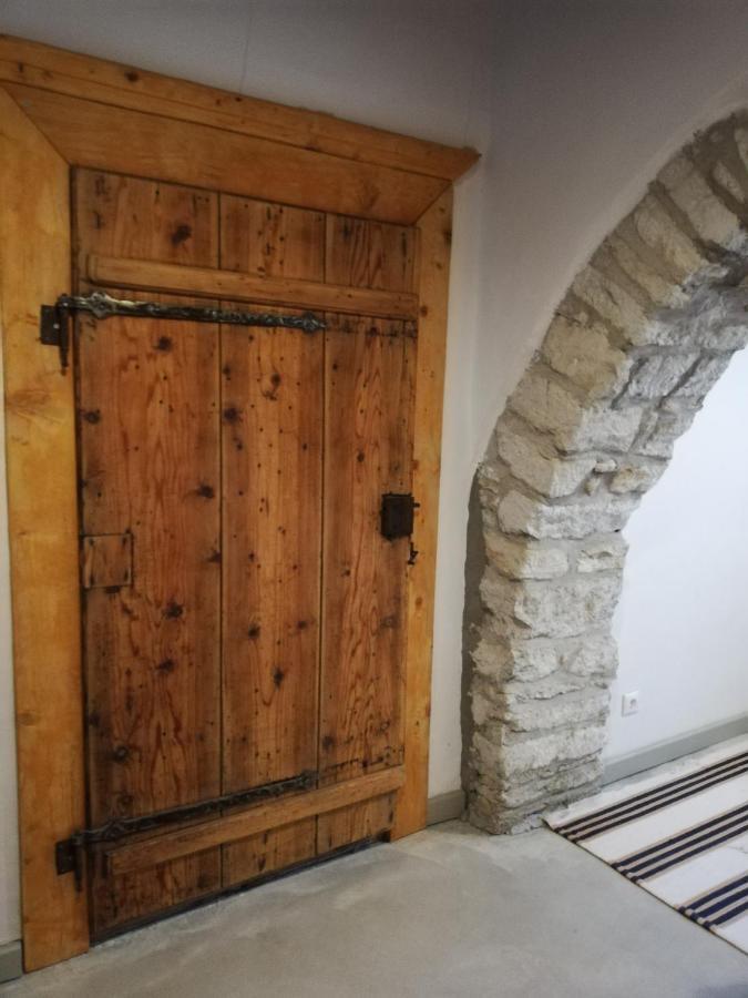 Karadi-Berger Vendeghaz Apartment Erdobenye Ngoại thất bức ảnh